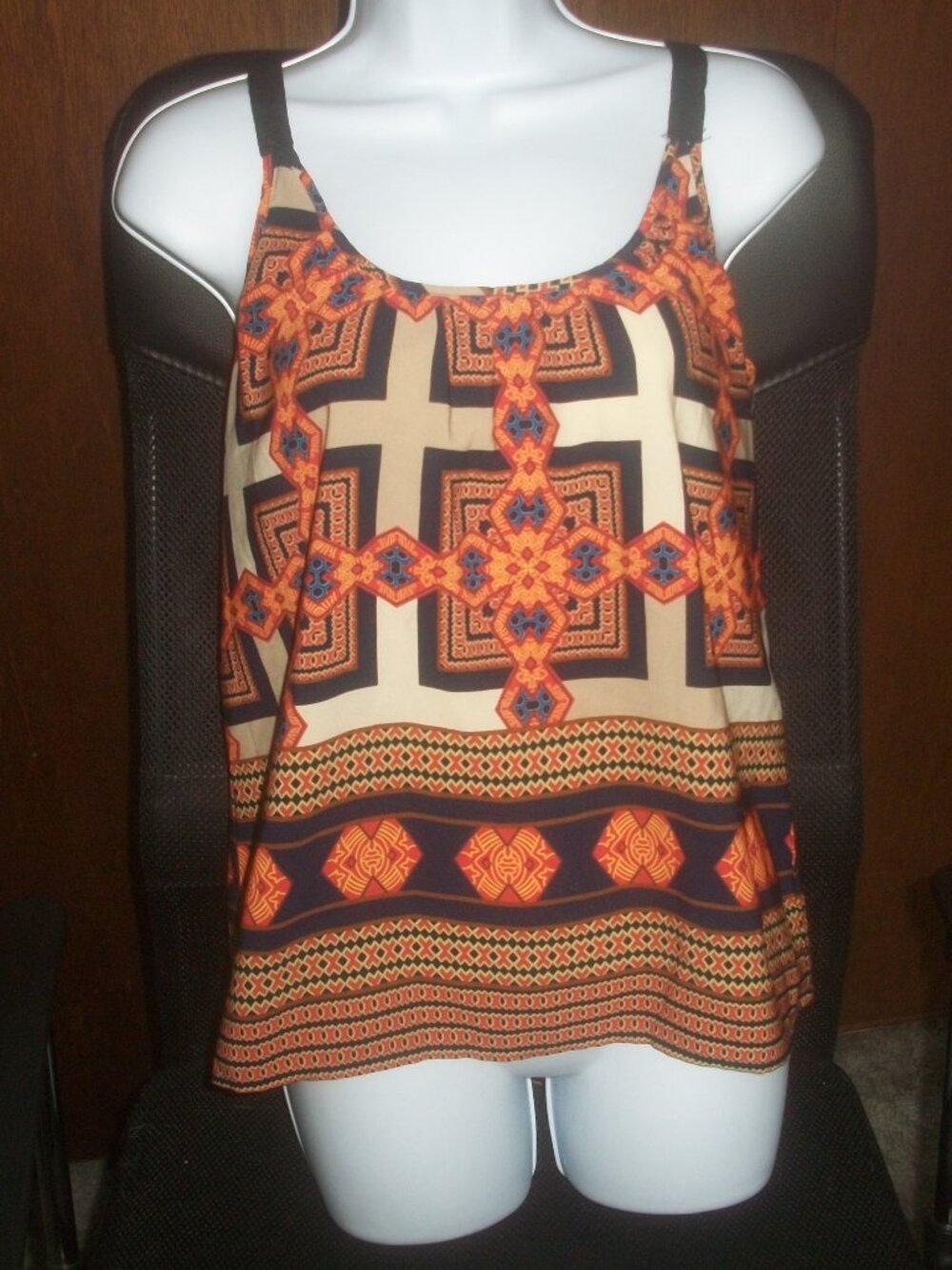 womens hi-lo hem tank top.longer back.size small